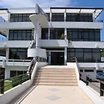 Le Pont Motel 4*