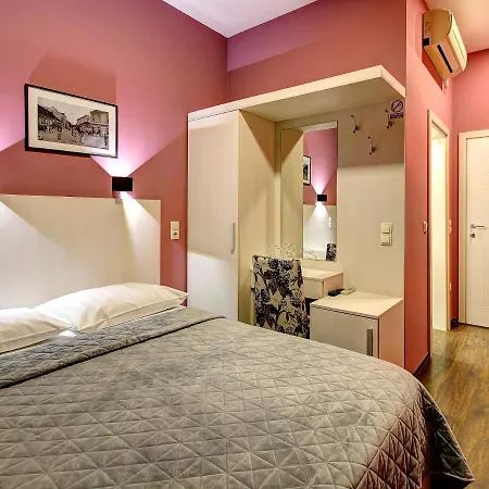 Le Pont Motel 4*