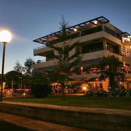 Le Pont Motel